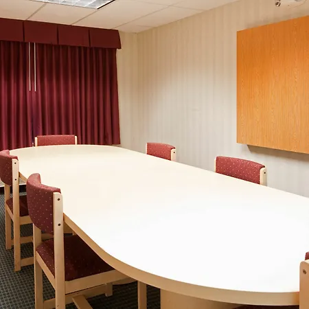 Holiday Inn Express Ft Lauderdale Cruise-Airport By Ihg 
